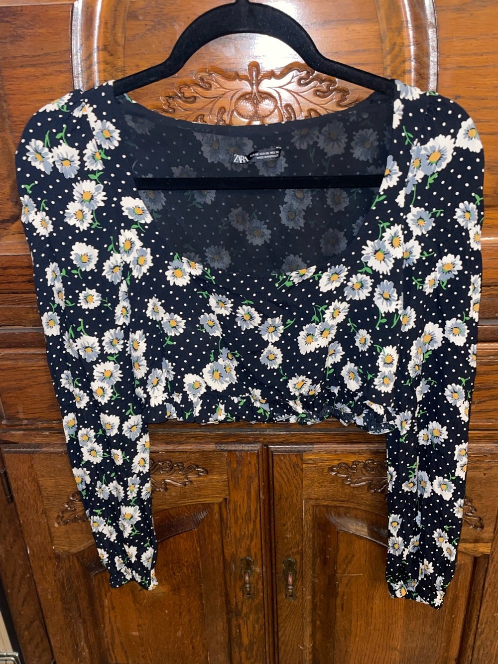 Zara Black Floral Crop Top with White Daisies, XS